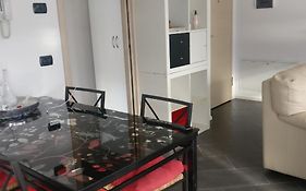 Luna Apartment